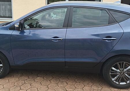 Hyundai Tucson blue 1.7 CRDi Intro Edition 2WD Intro...