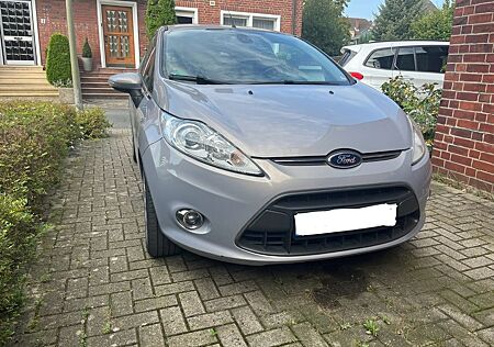 Ford Fiesta 1,25 60kW Titanium +++ Klimaautomatik