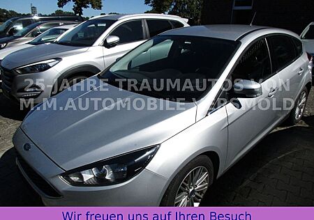 Ford Focus Lim. Cool&Connect + Klima+ALU+ZV+79TKM+EU6