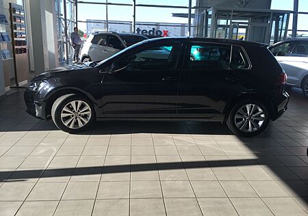 VW Golf Volkswagen 1.6 TDI BMT Comfortline Comfortline