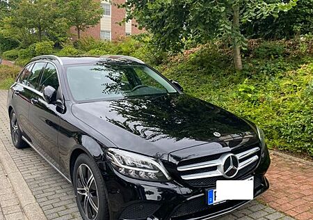 Mercedes-Benz C 220 d T Autom. SportMercedes SERVICE + TÜV NEU