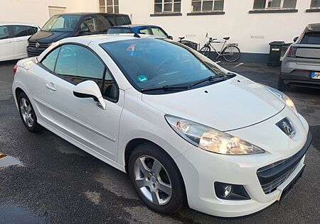 Peugeot 207 CC Cabrio-Coupe Active