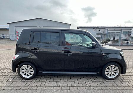 Daihatsu Materia 1.5 -