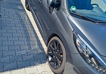Peugeot 207 Platinum 155 THP Platinum