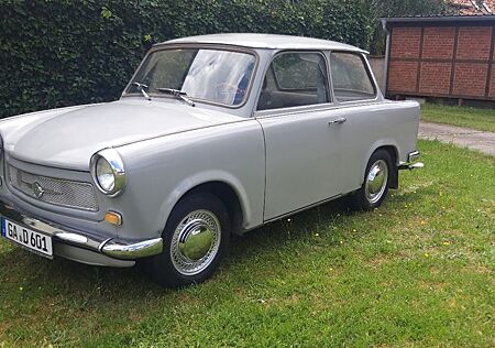 Trabant 601 originalzustand rechtecktacho DDR