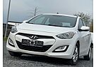 Hyundai i30 1.4 CRDi /PDC/MFL/KLIMA/LM FELGEN/EU5