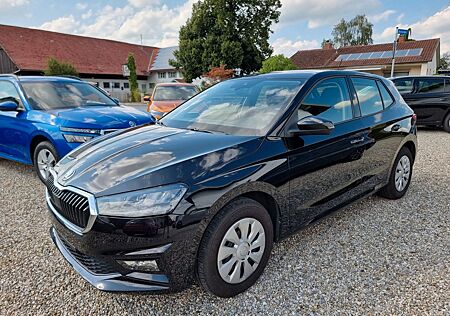 Skoda Fabia Ambition Sitzheizung 5 Jahre Garantie