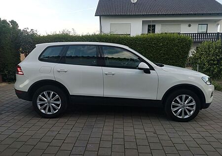 VW Touareg Volkswagen 3.0 V6 TDI 150kW Tiptr BlueMotion Te...