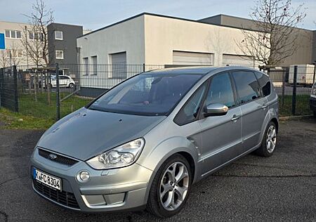Ford S-Max 2,0 TDCi 103kW DPF Titanium