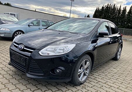 Ford Focus Lim. Champions Edition