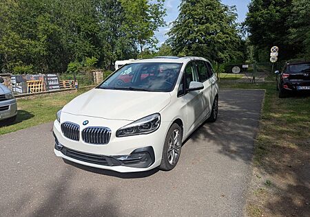 BMW 2er 218 Gran Tourer 218d xDrive Luxury Line Luxu...