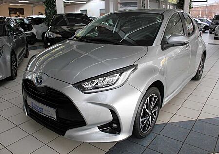 Toyota Yaris Hybrid 1.5 Team D Comfort-Paket LED ACC Si