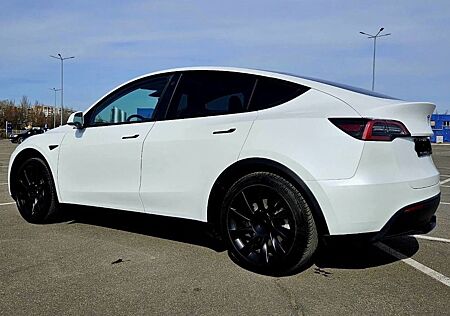 Tesla Model Y Hinterradantrieb RWD RWD