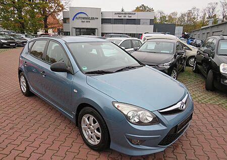 Hyundai i30 1.6 CRDi*1 HAND*KLIMA+SERVICE+TÜV NEU*