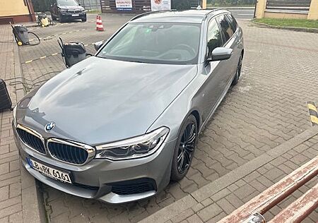 BMW 540i xDrive A -
