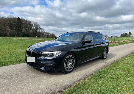 BMW 540d xDrive Touring M-Sportpaket Panorama Top!