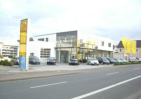 Opel Combo 110PS BENZIN CARGO KLIMA SMARTPHONESTATION