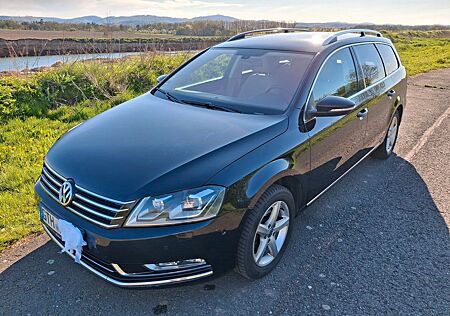 VW Passat Variant Volkswagen 2.0 TDI 125kW Highline BMT Va...