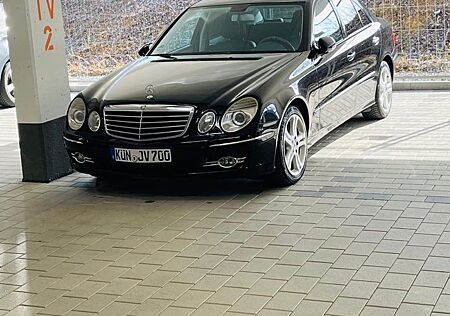 Mercedes-Benz E 320 CDI AVANTGARDE Avantgarde