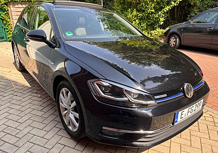 VW Golf Volkswagen 1.5 TSI ACT OPF DSG BlueMotion Highline...
