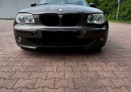 BMW 118i - E87 Automatik 2006 Beschreibung lesen!
