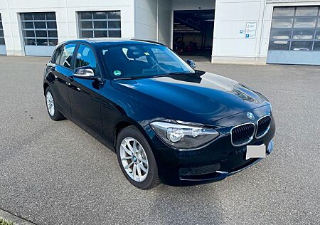 BMW 116i , Sportline Top gepflegt