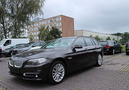 BMW 520d xDrive Touring Luxury °AHK° StzHz° Keyless