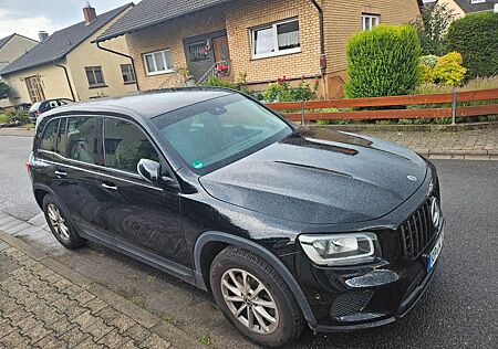 Mercedes-Benz GLB 200 d Diesel
