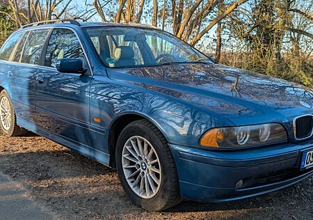 BMW 530i A Touring -