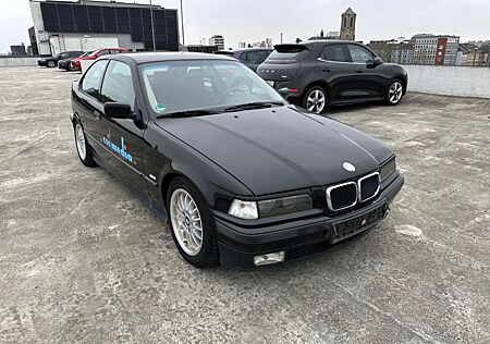 BMW 316i ,2JahreTÜV,NaviBecker,Klima,Sitzheizung,ALUS
