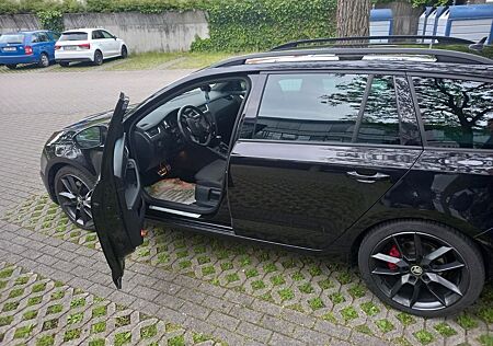 Skoda Octavia 2.0 TDI DSG RS Combi