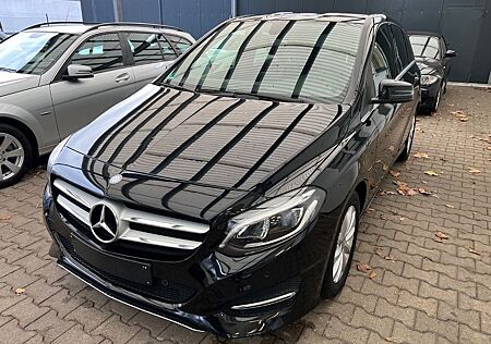 Mercedes-Benz B 180 Style nur 65000 km 2 Hand Tüv Insp. Neu