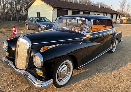 Mercedes-Benz 300 300d Adenauer
