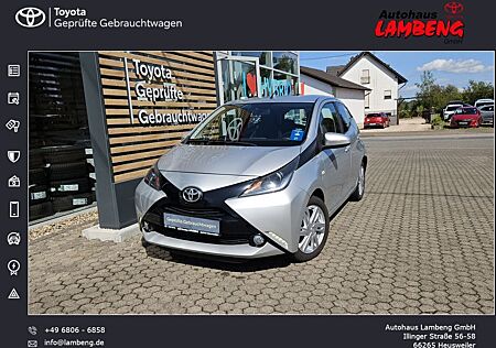 Toyota Aygo (X) -play touch