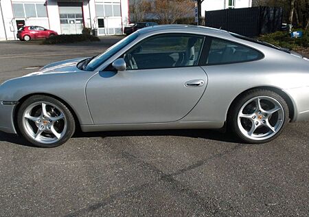 Porsche 996 Carrera Coupé