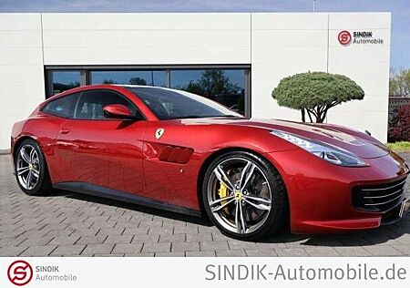 Ferrari GTC4Lusso V12 Panorama-Lifting-Beif.Display
