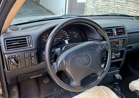 Opel Vectra 1.6i GL GL