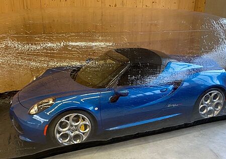 Alfa Romeo 4C FABRIKSNEU - Letzter Spider Italia 108/108
