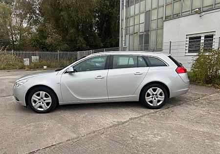 Opel Insignia Sports Tourer 1.8 Tempomat 1.Hand