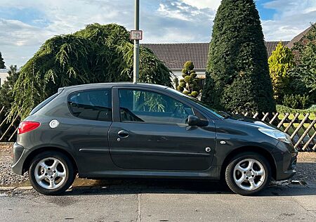 Peugeot 206 Plus 1.4 75 Generation Mit Tüv unfallfrei