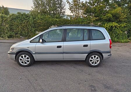 Opel Zafira 1.8 16V Comfort
