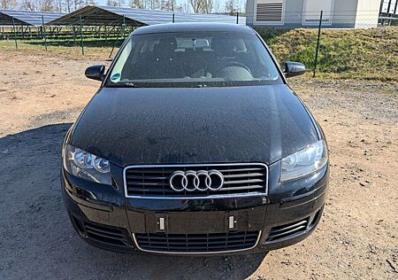 Audi A3 1.9 TDI Attraction KLIMAAUTOMATIK EURO 4