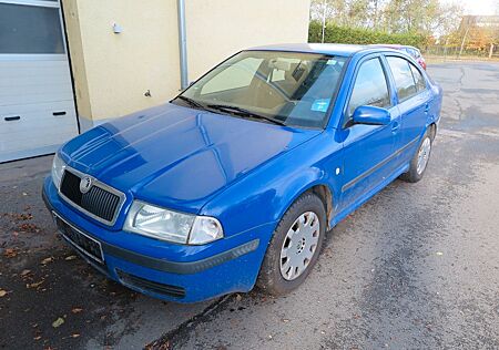 Skoda Octavia Ambiente Klima / AHK