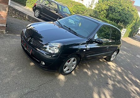 Renault Clio Confort Dynamique 1.6 16V