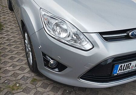 Ford Grand C-Max 1,0 EcoBoost 92kW Titanium Titanium