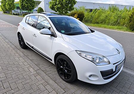 Renault Megane Night & Day TCE 130