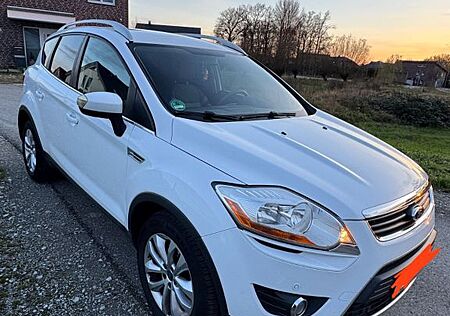 Ford Kuga 2,0 TDCi 2x4 103kW Titanium TÜV 05/27