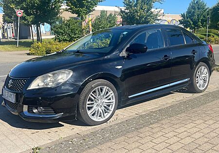 Suzuki Kizashi 2.4 SPORT CVT Allrad SPORT