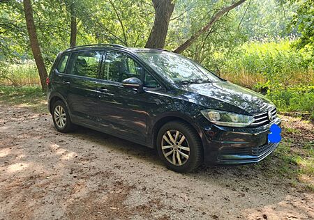 VW Touran Volkswagen 2.0 TDI SCR SOUND BMT SOUND