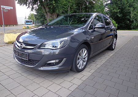 Opel Astra J Lim. 5-trg. Exklusiv Automatik Led Kam.